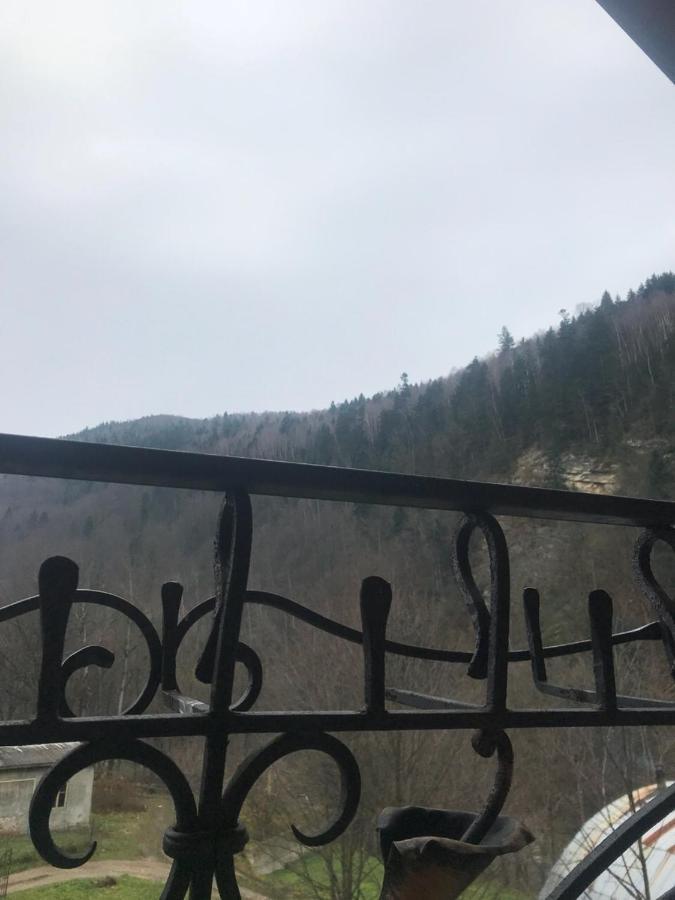 Готель Писанка Плюс Яремче Екстер'єр фото
